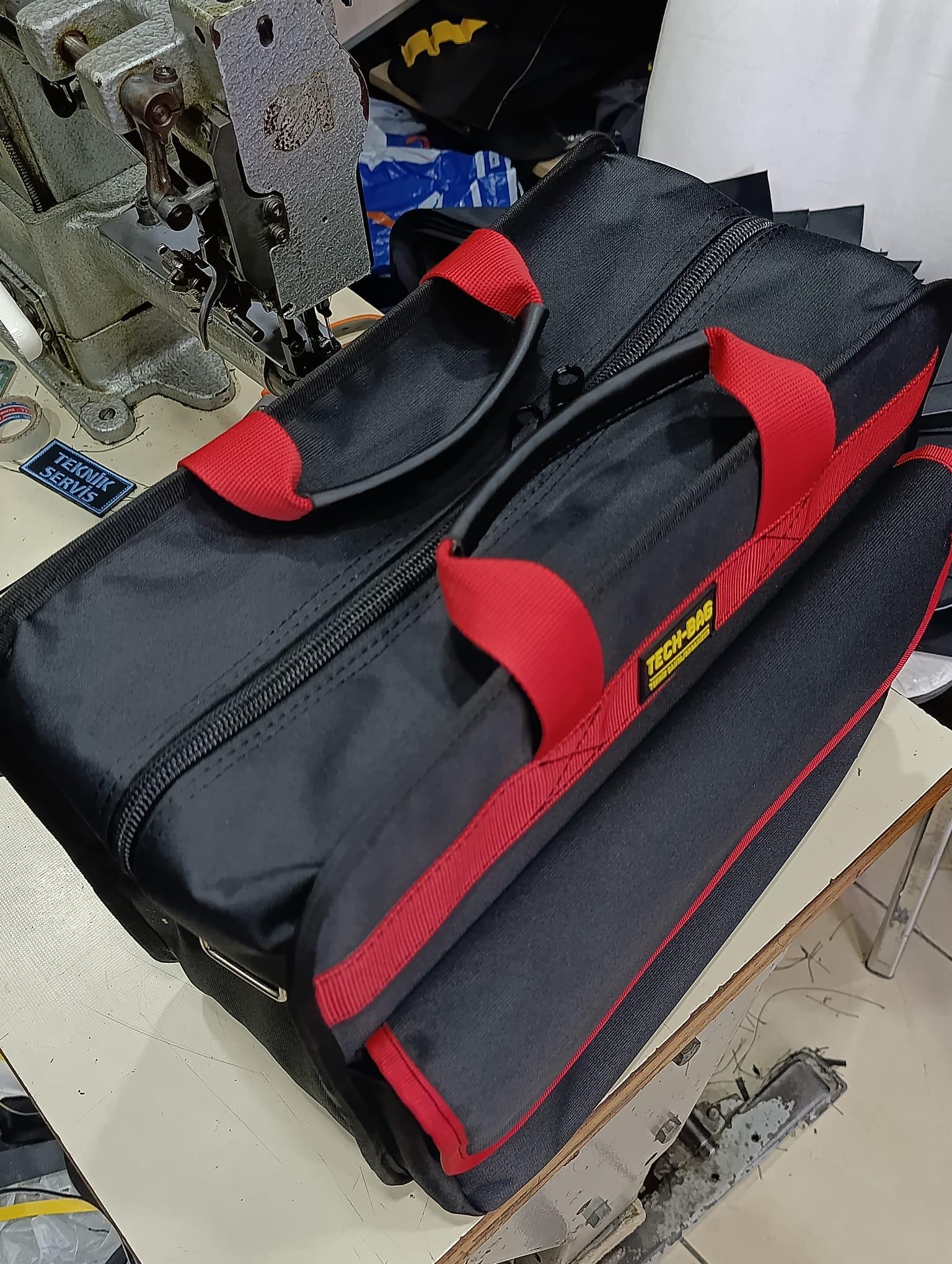 TECHBAG 7 ORTA BOY TAKIM ÇANTASI Image 3