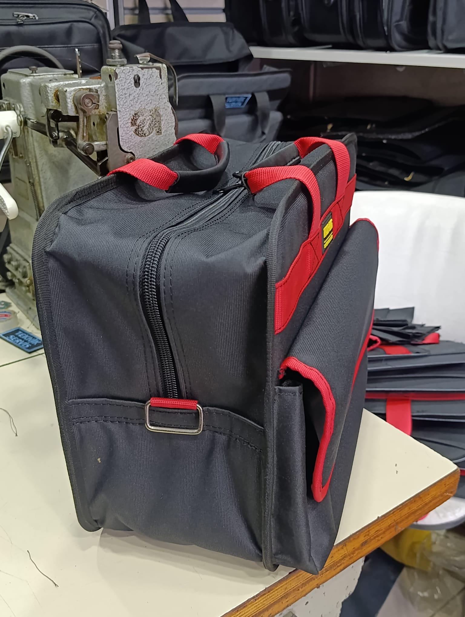 TECHBAG 7 ORTA BOY TAKIM ÇANTASI Image 5